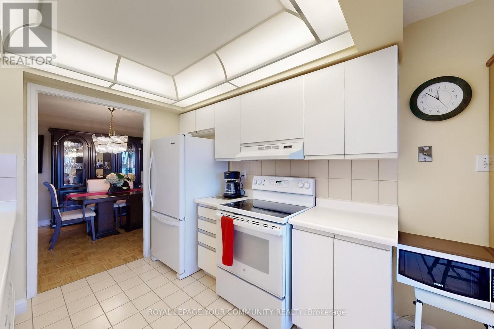 












404 - 24 HANOVER ROAD

,
Brampton,




Ontario
L6S5K8


