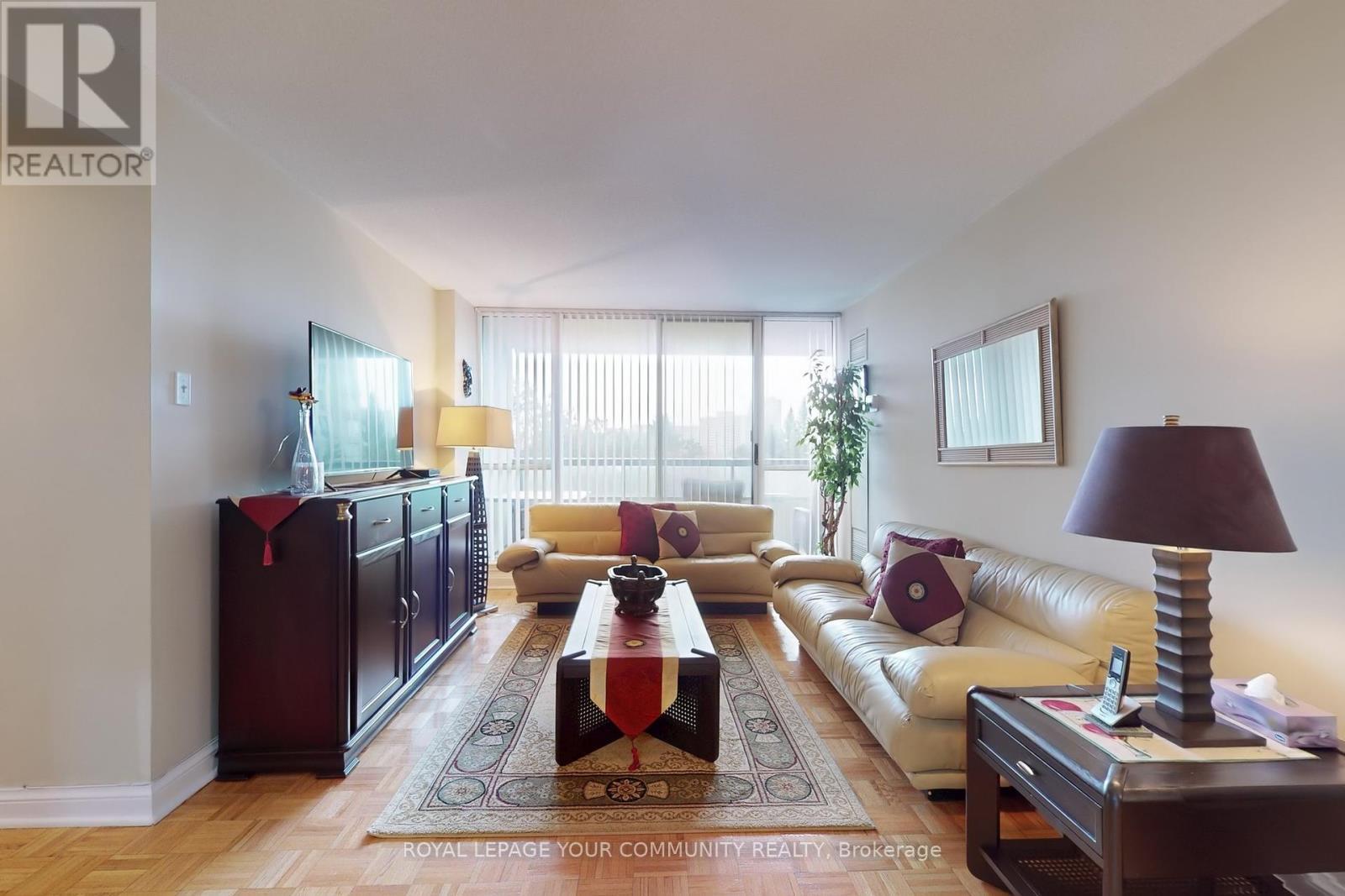 












404 - 24 HANOVER ROAD

,
Brampton,




Ontario
L6S5K8

