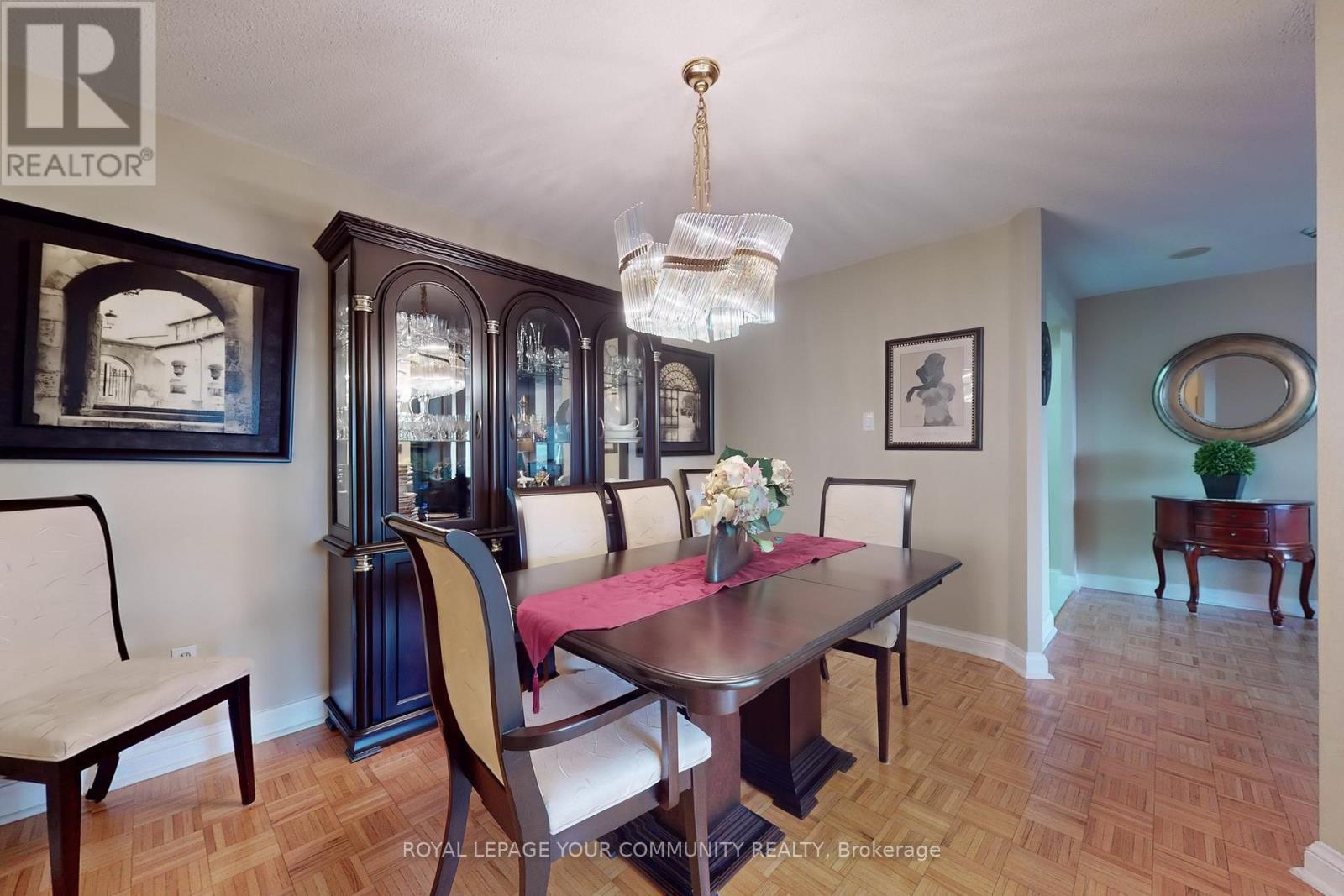 












404 - 24 HANOVER ROAD

,
Brampton,




Ontario
L6S5K8

