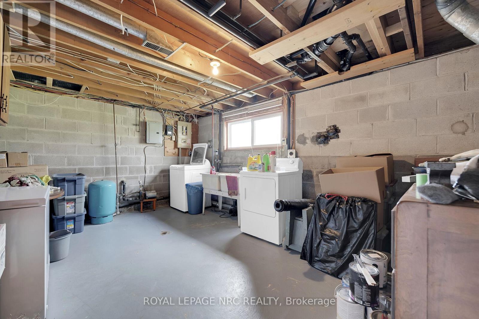 












328 HALDIMAND ROAD 17

,
Haldimand,




Ontario
N1A2W4

