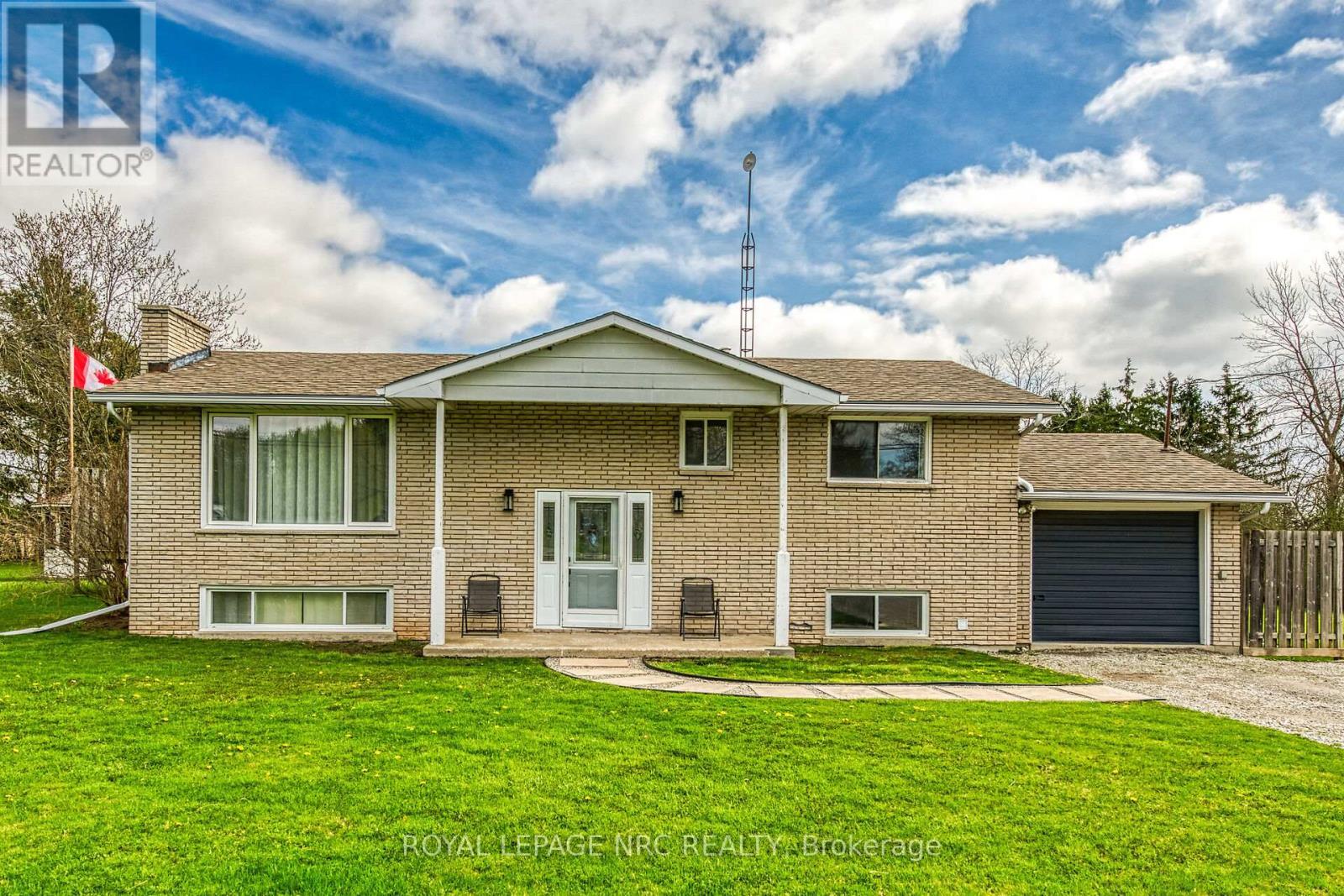 












328 HALDIMAND ROAD 17

,
Haldimand,




Ontario
N1A2W4

