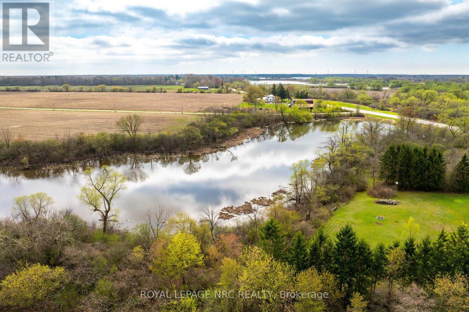 












328 HALDIMAND ROAD 17

,
Haldimand,




Ontario
N1A2W4

