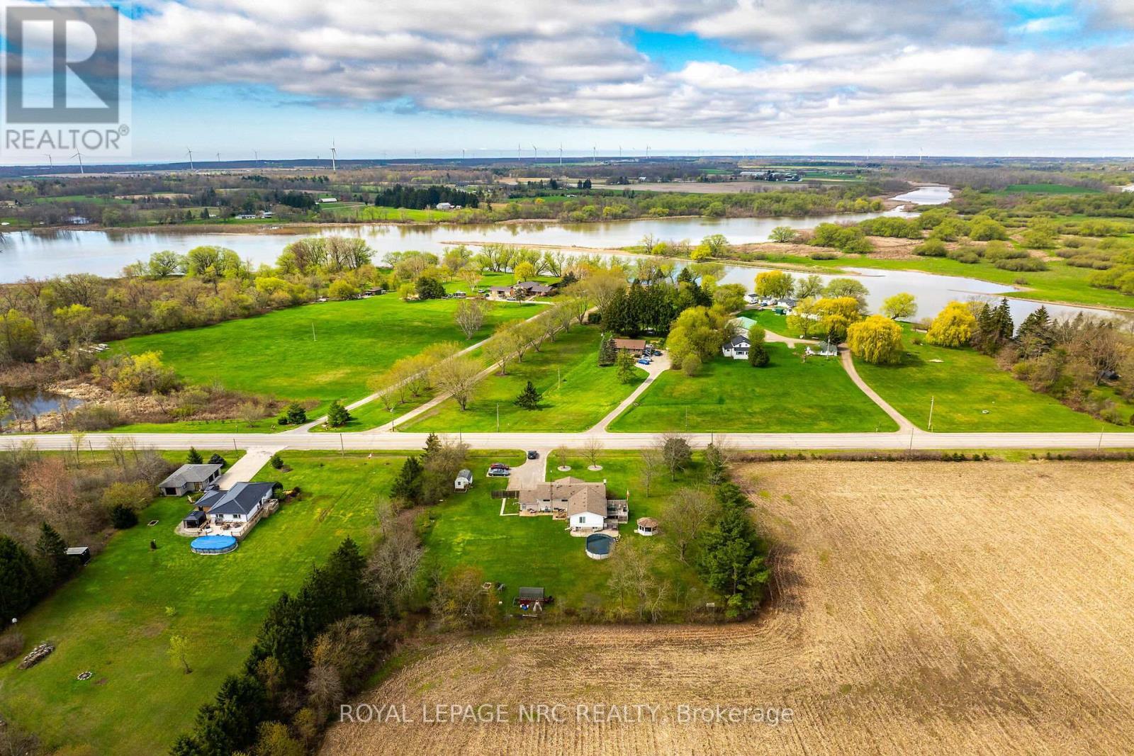 












328 HALDIMAND ROAD 17

,
Haldimand,




Ontario
N1A2W4

