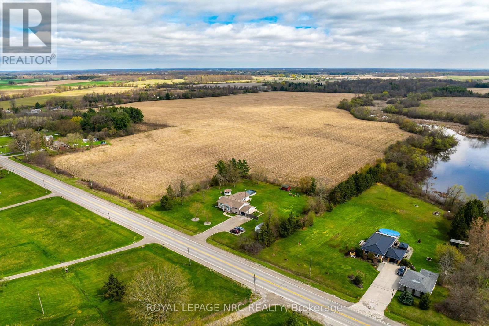 












328 HALDIMAND ROAD 17

,
Haldimand,




Ontario
N1A2W4

