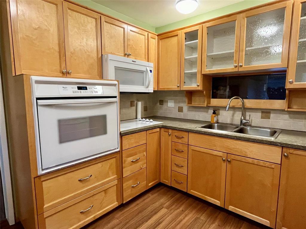 












222 Buckingham Street

,
Boissevain,




Manitoba
R0K0E0

