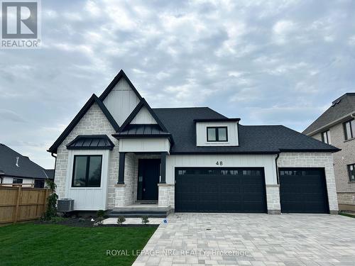 Gorgeous 3 bedroom bungalow with 3 car garage!