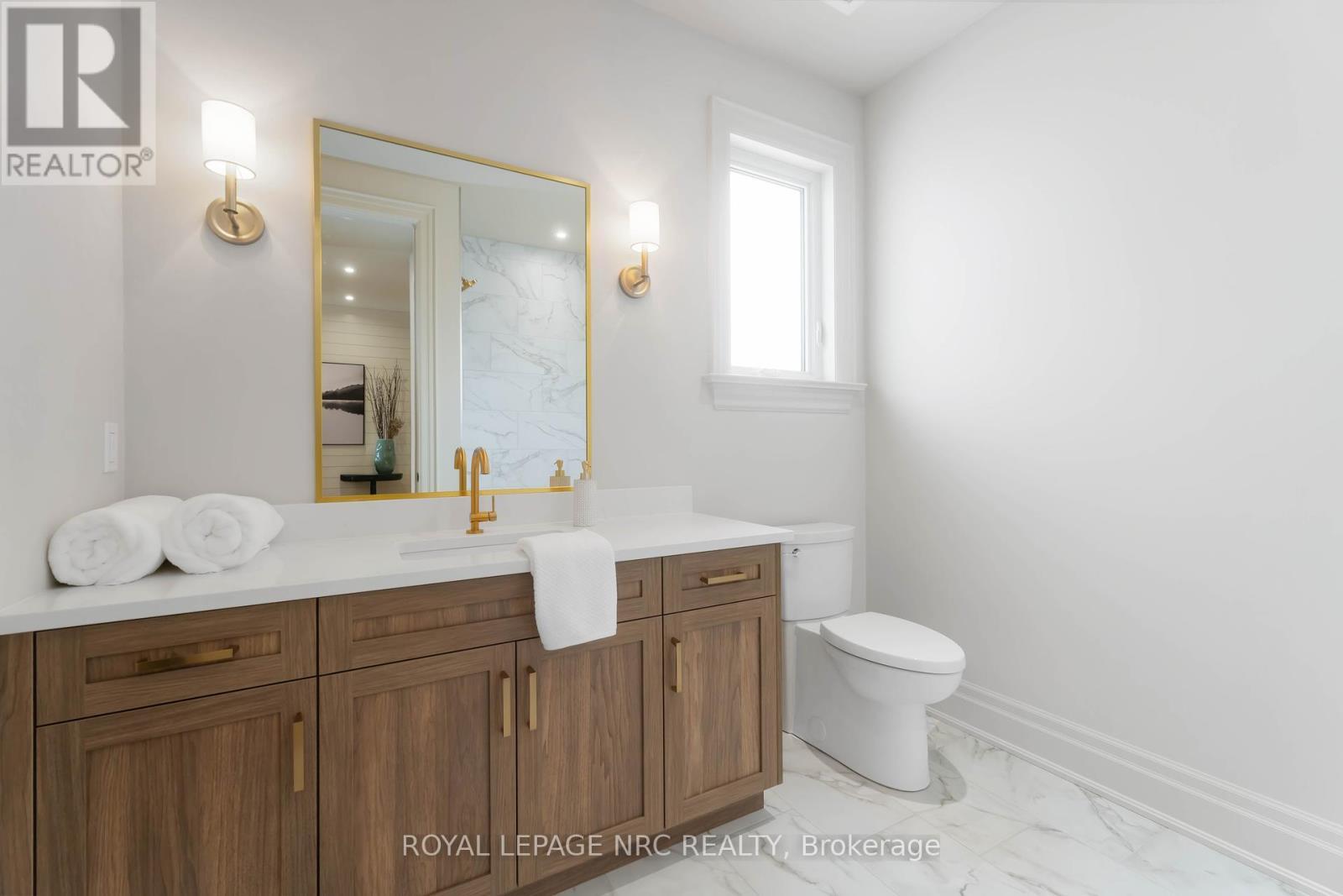 












48 HARVEST DRIVE

,
Niagara-on-the-Lake (Virgil),




Ontario
L0S1J0

