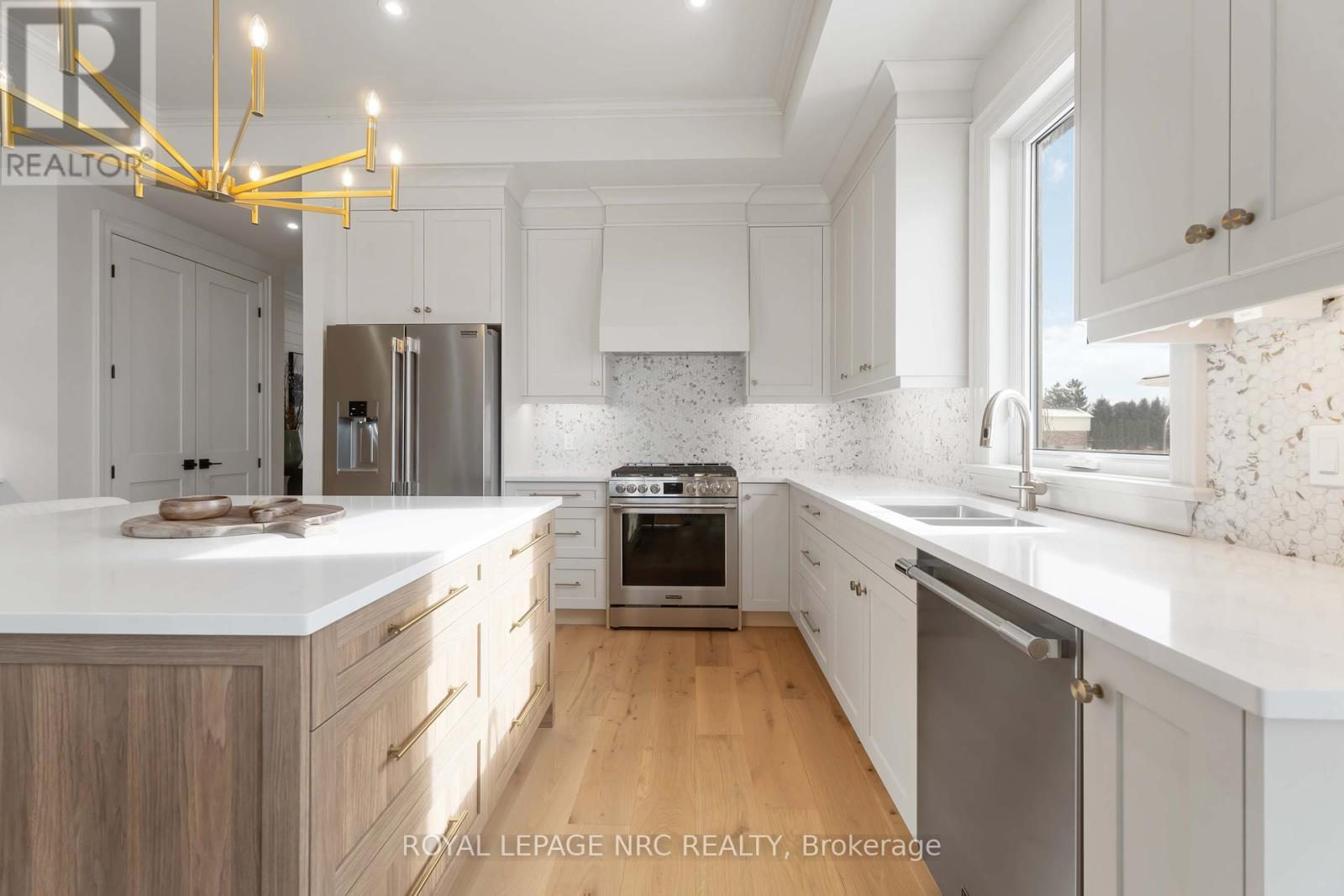 












48 HARVEST DRIVE

,
Niagara-on-the-Lake (Virgil),




Ontario
L0S1J0

