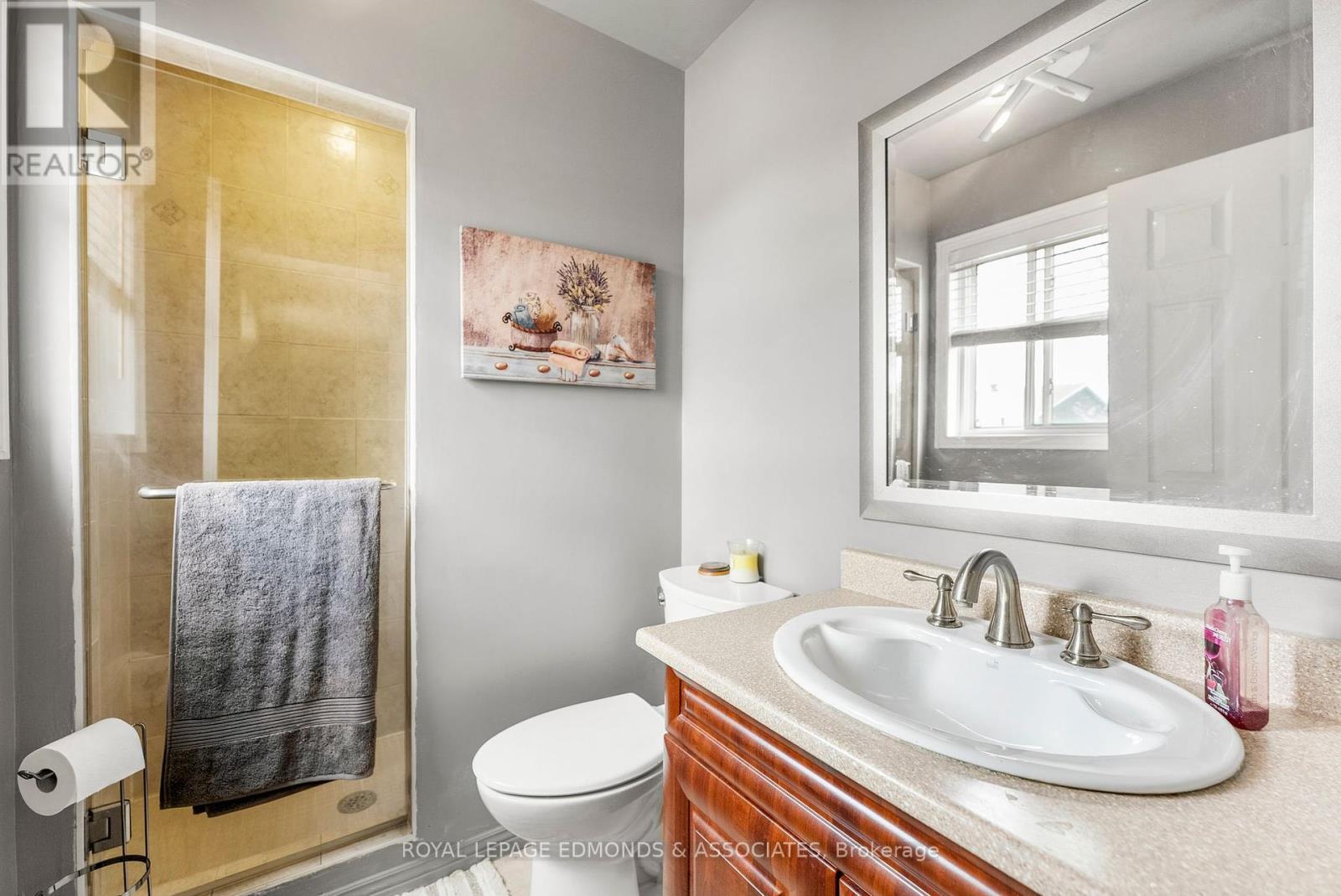 












531 MACY AVENUE

,
Laurentian Valley,




Ontario
K8A0A2

