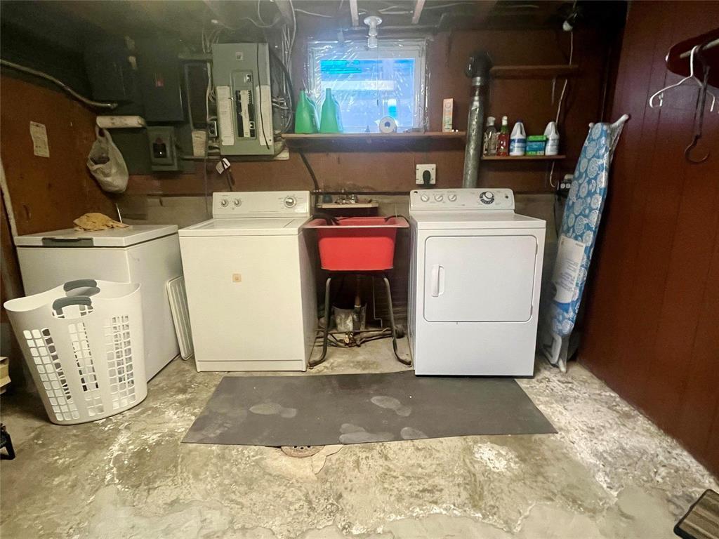 












790 Cook Street

,
Boissevain,




Manitoba
R0K0E0

