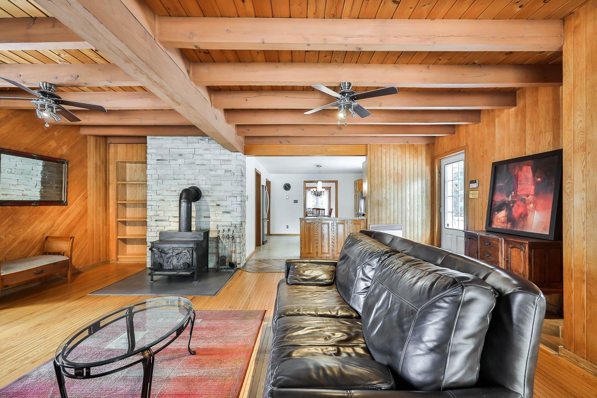 









970


Mtée Paiement

,
Gatineau (Gatineau),




QC
J8R3K1

