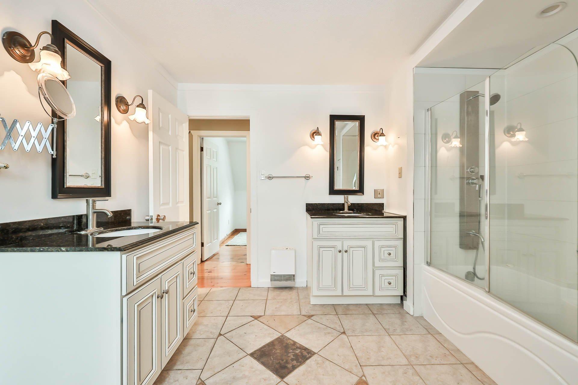 









970


Mtée Paiement

,
Gatineau (Gatineau),




QC
J8R3K1

