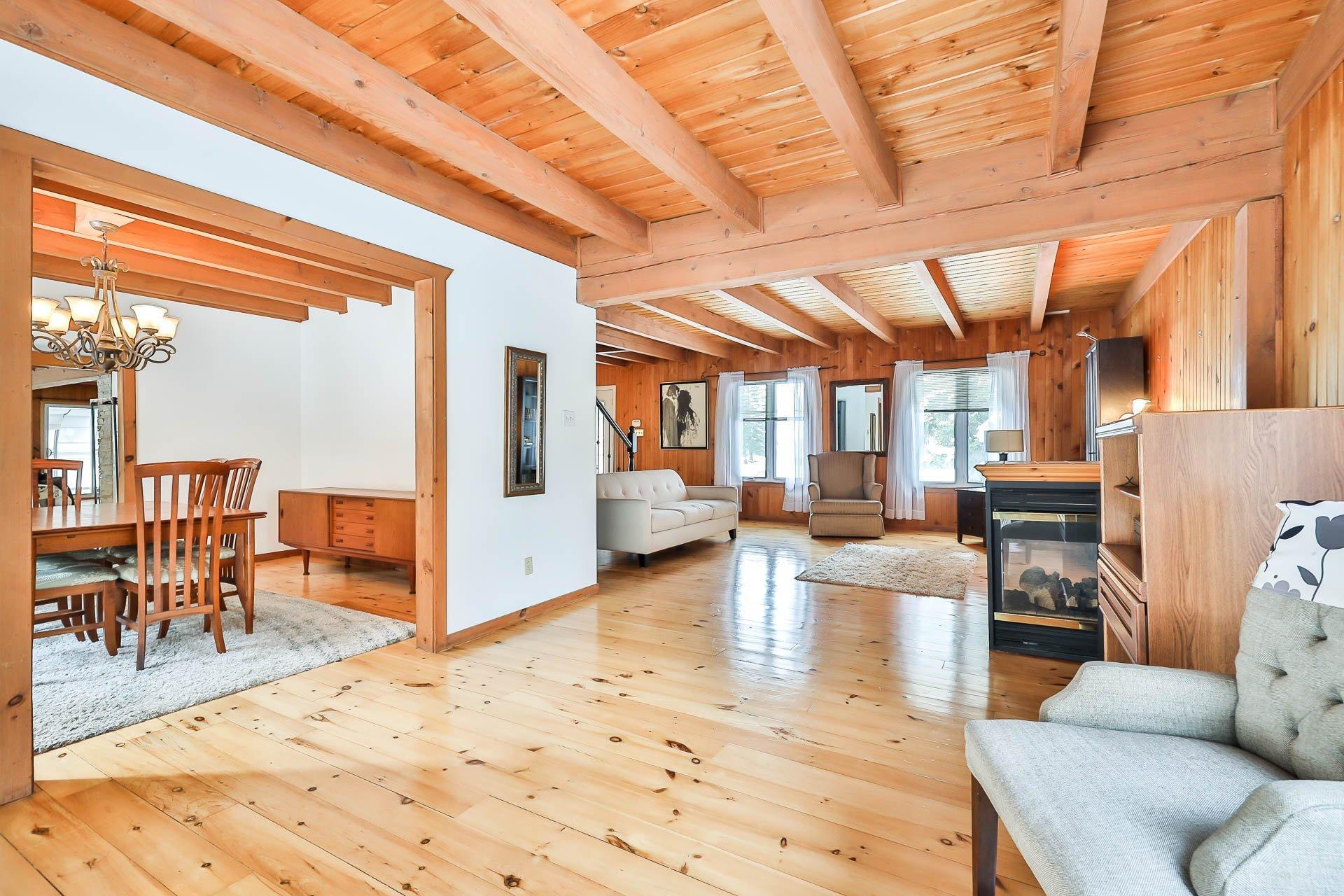 









970


Mtée Paiement

,
Gatineau (Gatineau),




QC
J8R3K1

