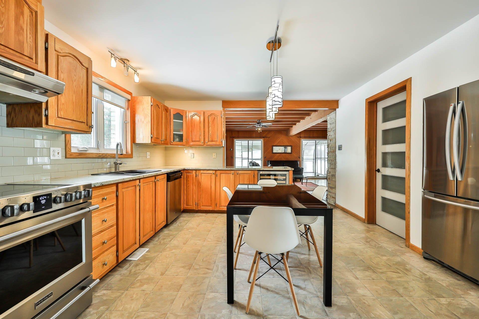 









970


Mtée Paiement

,
Gatineau (Gatineau),




QC
J8R3K1

