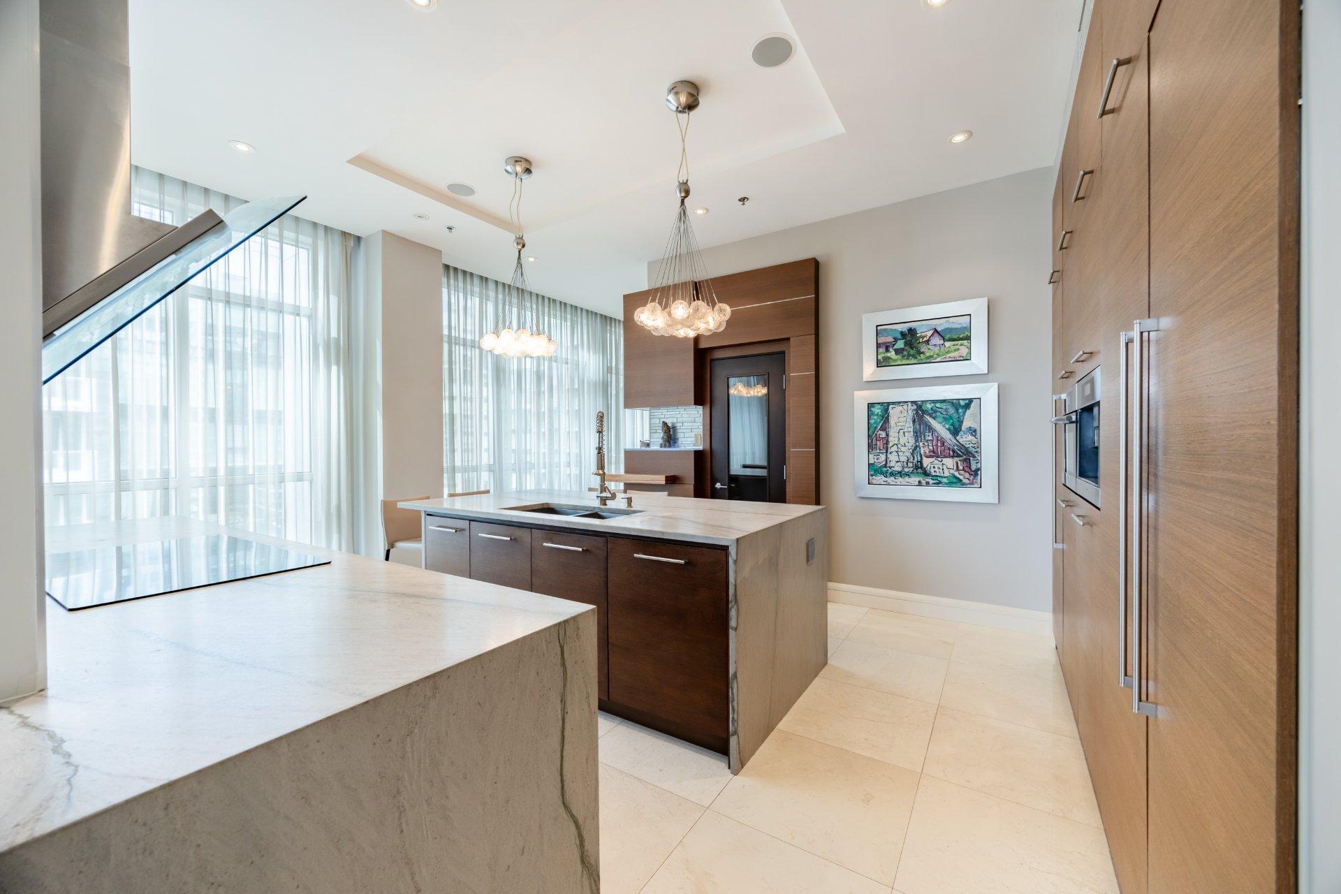 









1100


Rue de la Montagne

, 2601,
Montréal (Ville-Marie),




QC
H3G0A2

