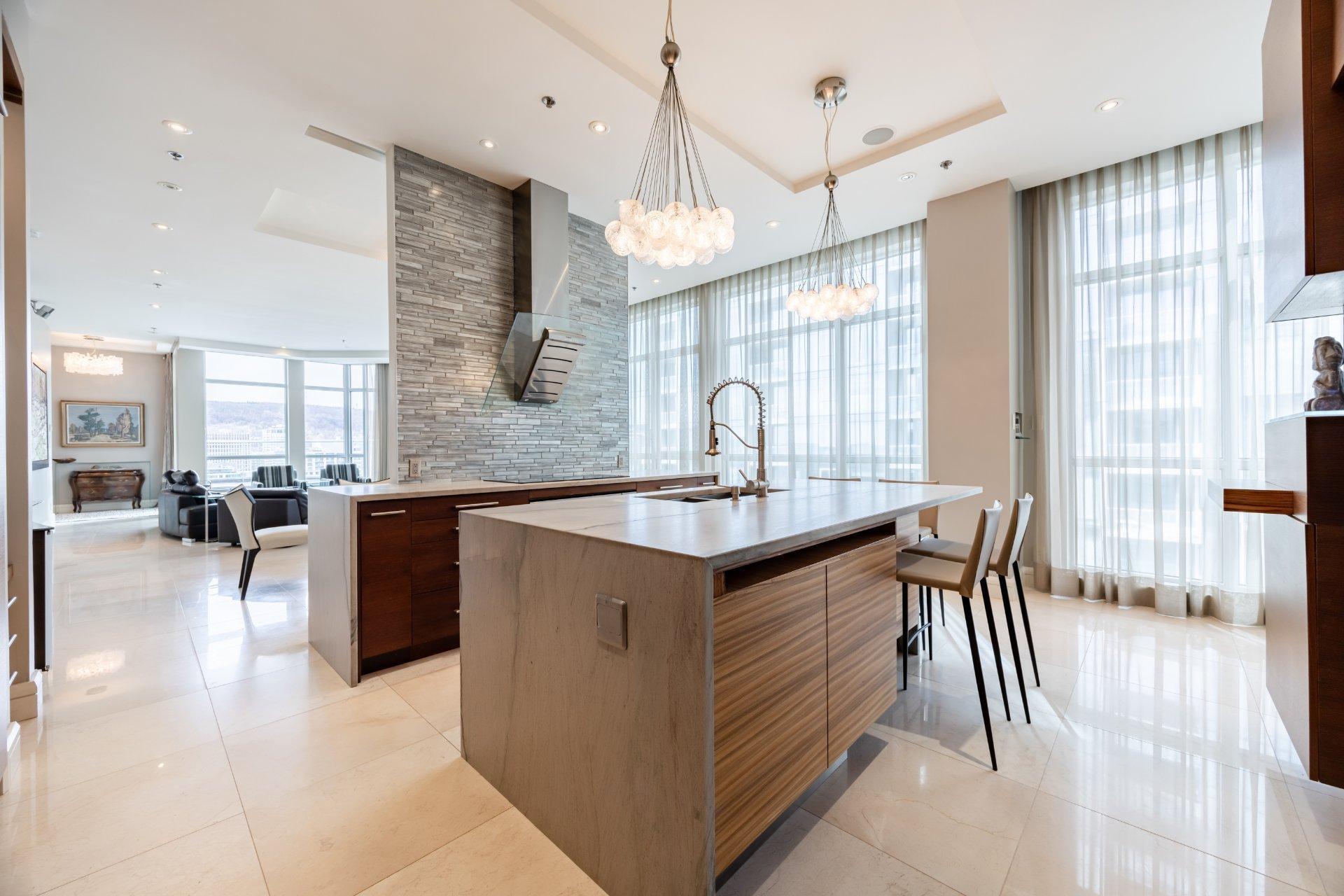 









1100


Rue de la Montagne

, 2601,
Montréal (Ville-Marie),




QC
H3G0A2

