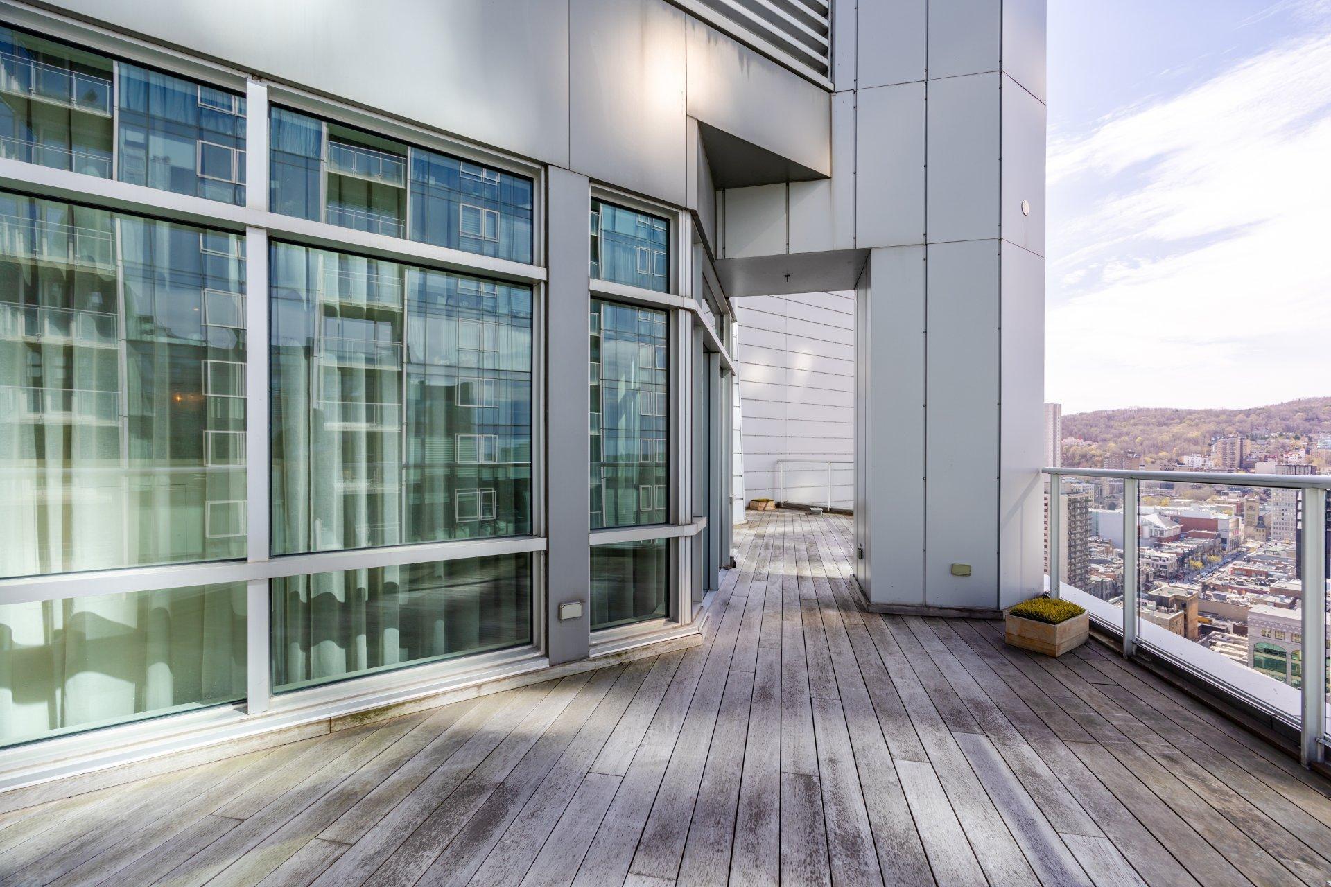 









1100


Rue de la Montagne

, 2601,
Montréal (Ville-Marie),




QC
H3G0A2

