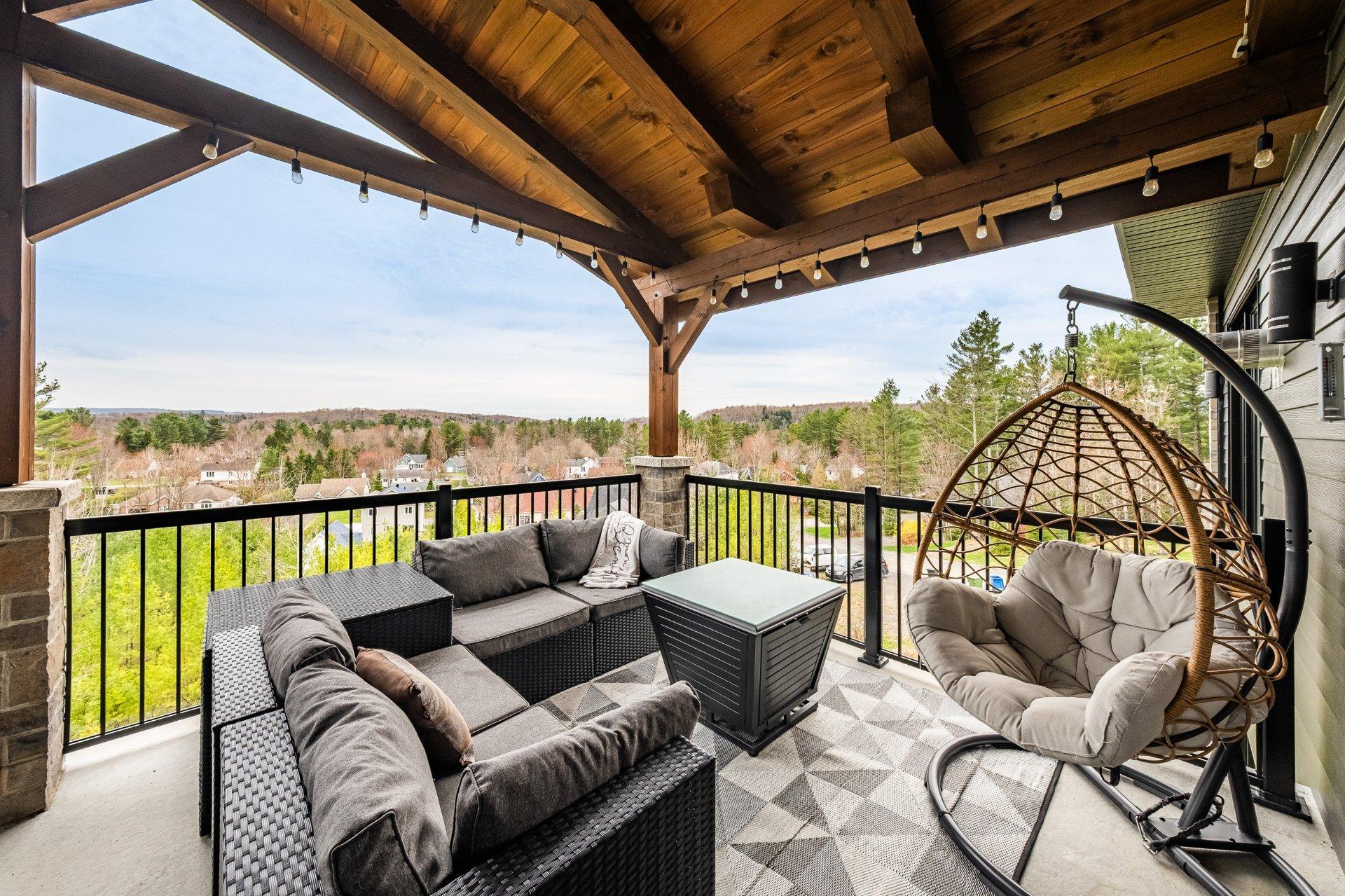 









110


Rue Scott

,
Ayer's Cliff,




QC
J0B1C0

