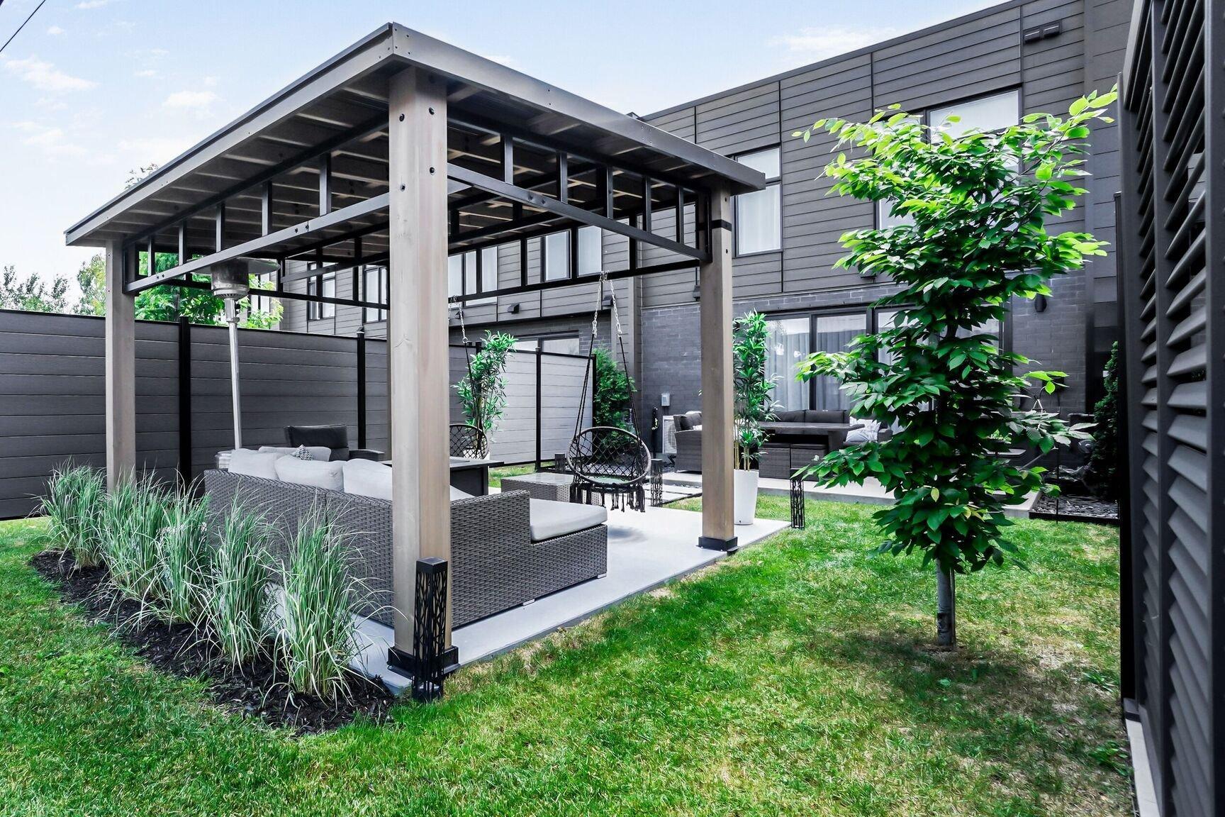 









684


Ch. du Golf

,
Sainte-Julie,




QC
J3Y1Y1


