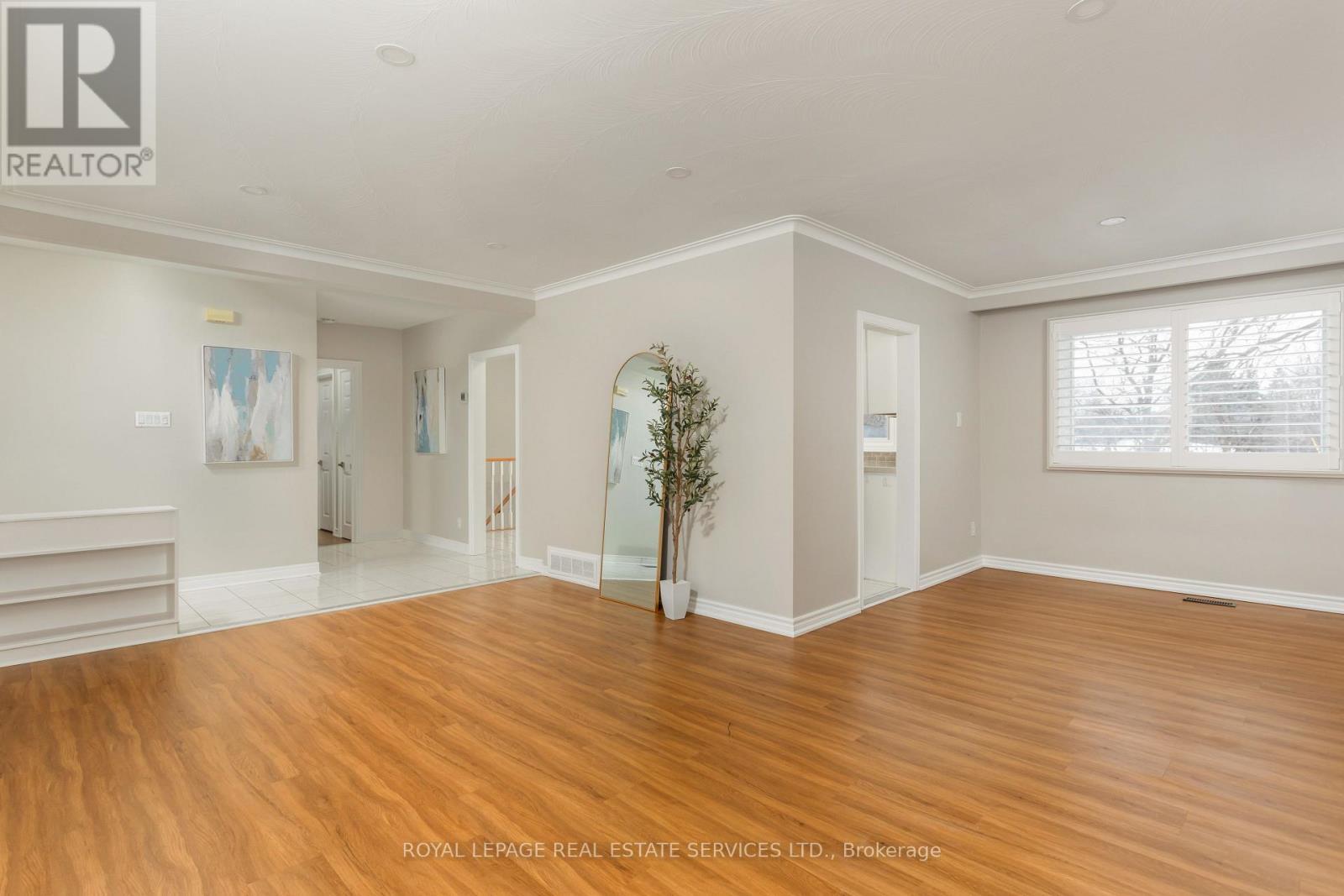 












1181 NEWTON ROAD

,
Oakville,




Ontario
L6H2A1

