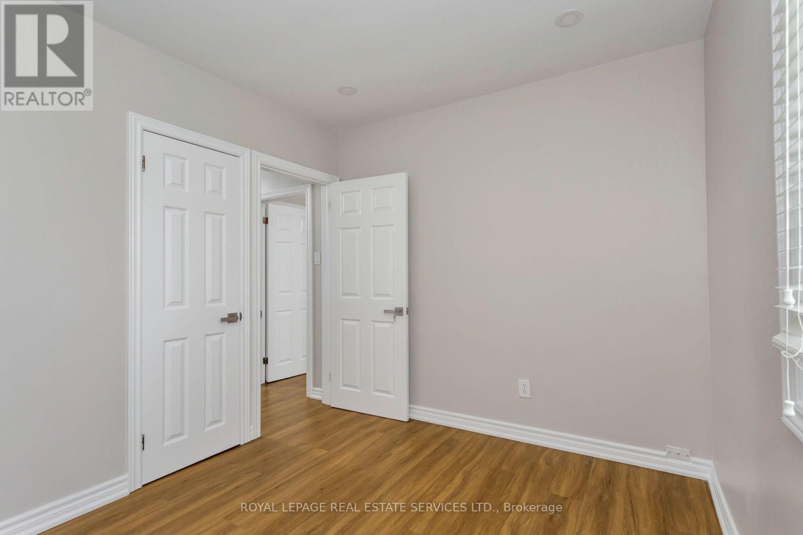 












1181 NEWTON ROAD

,
Oakville,




Ontario
L6H2A1

