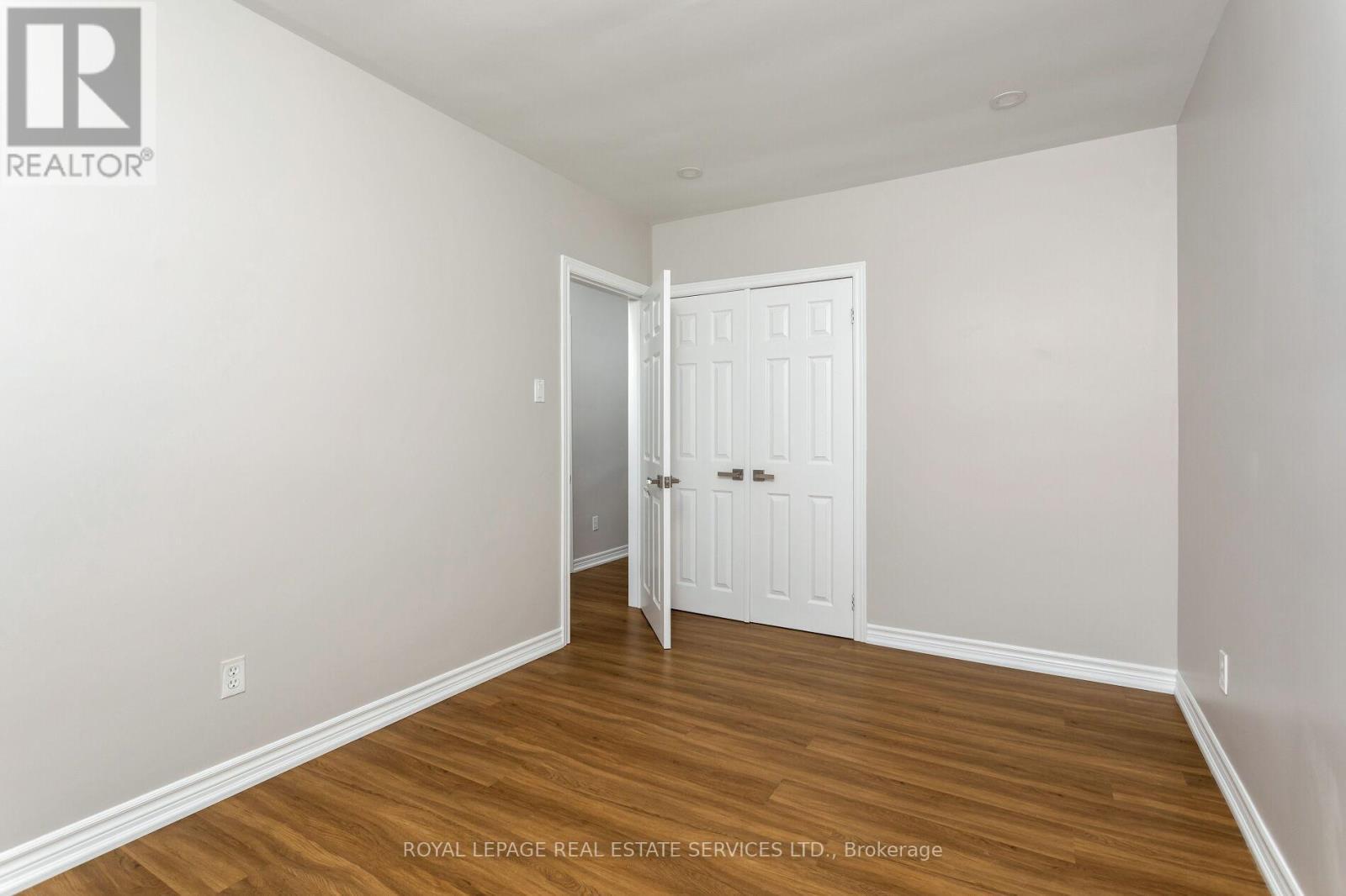 












1181 NEWTON ROAD

,
Oakville,




Ontario
L6H2A1

