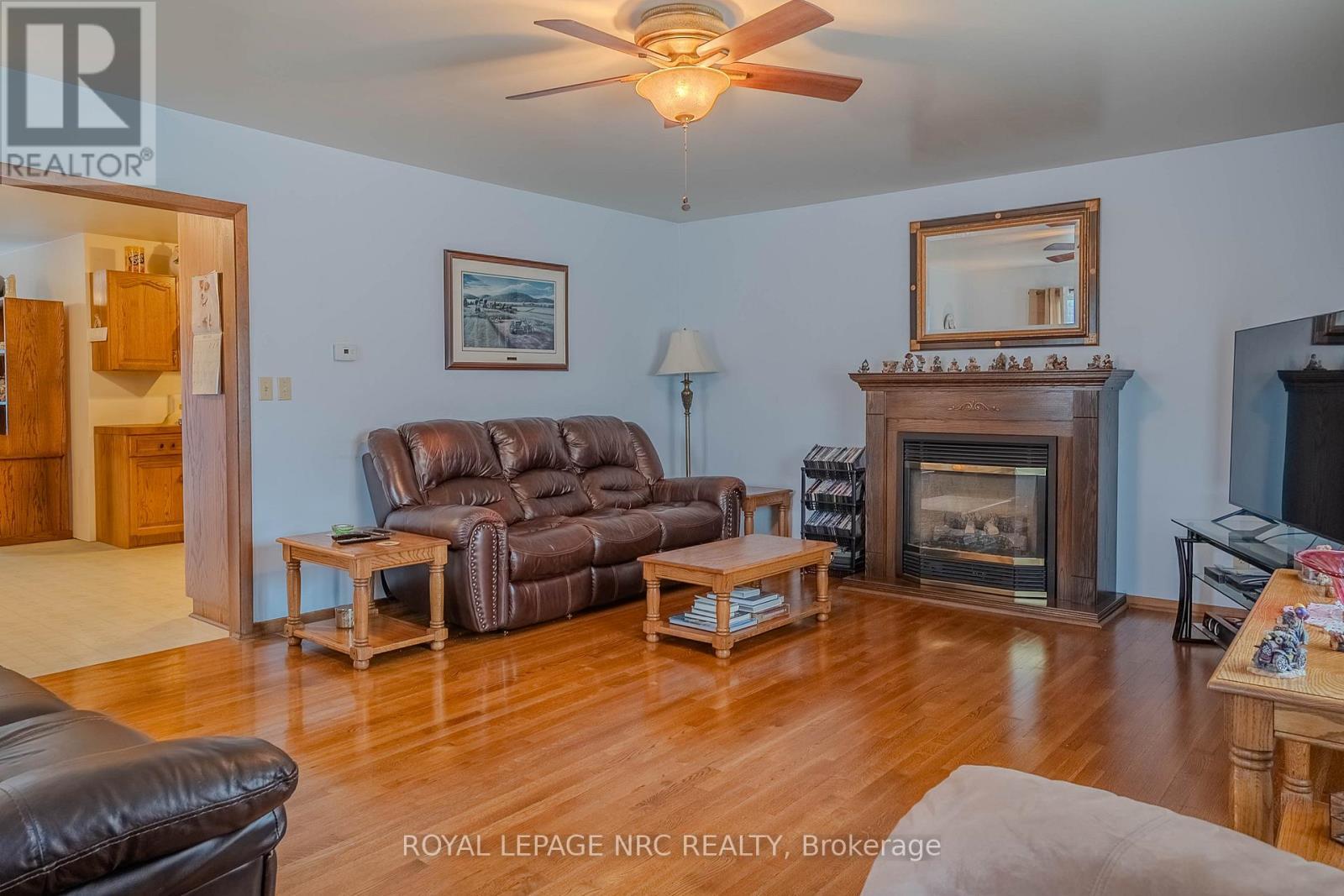 












45 RIDGEWAY ROAD

,
Fort Erie (Crystal Beach),




Ontario
L0S1B0

