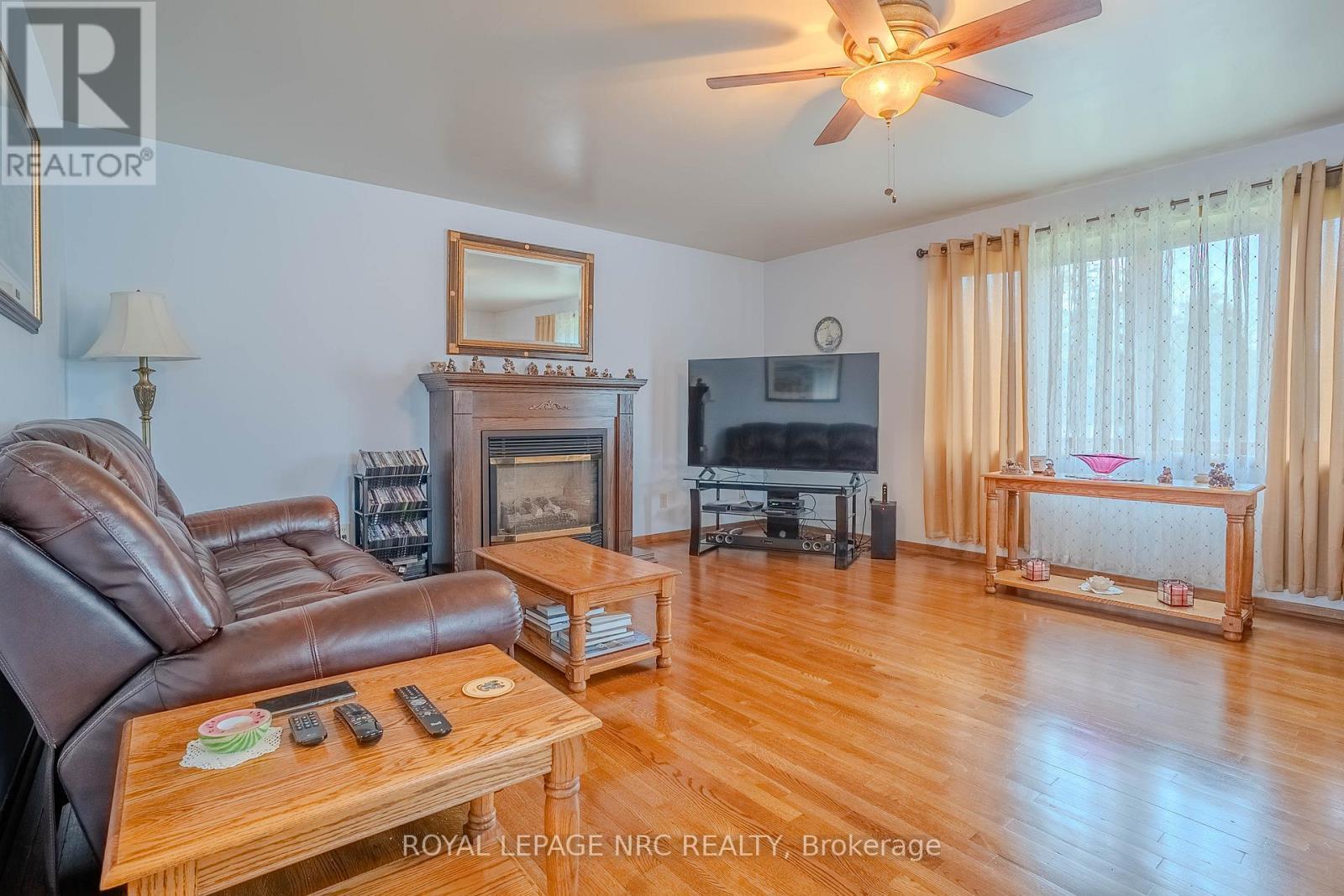 












45 RIDGEWAY ROAD

,
Fort Erie (Crystal Beach),




Ontario
L0S1B0


