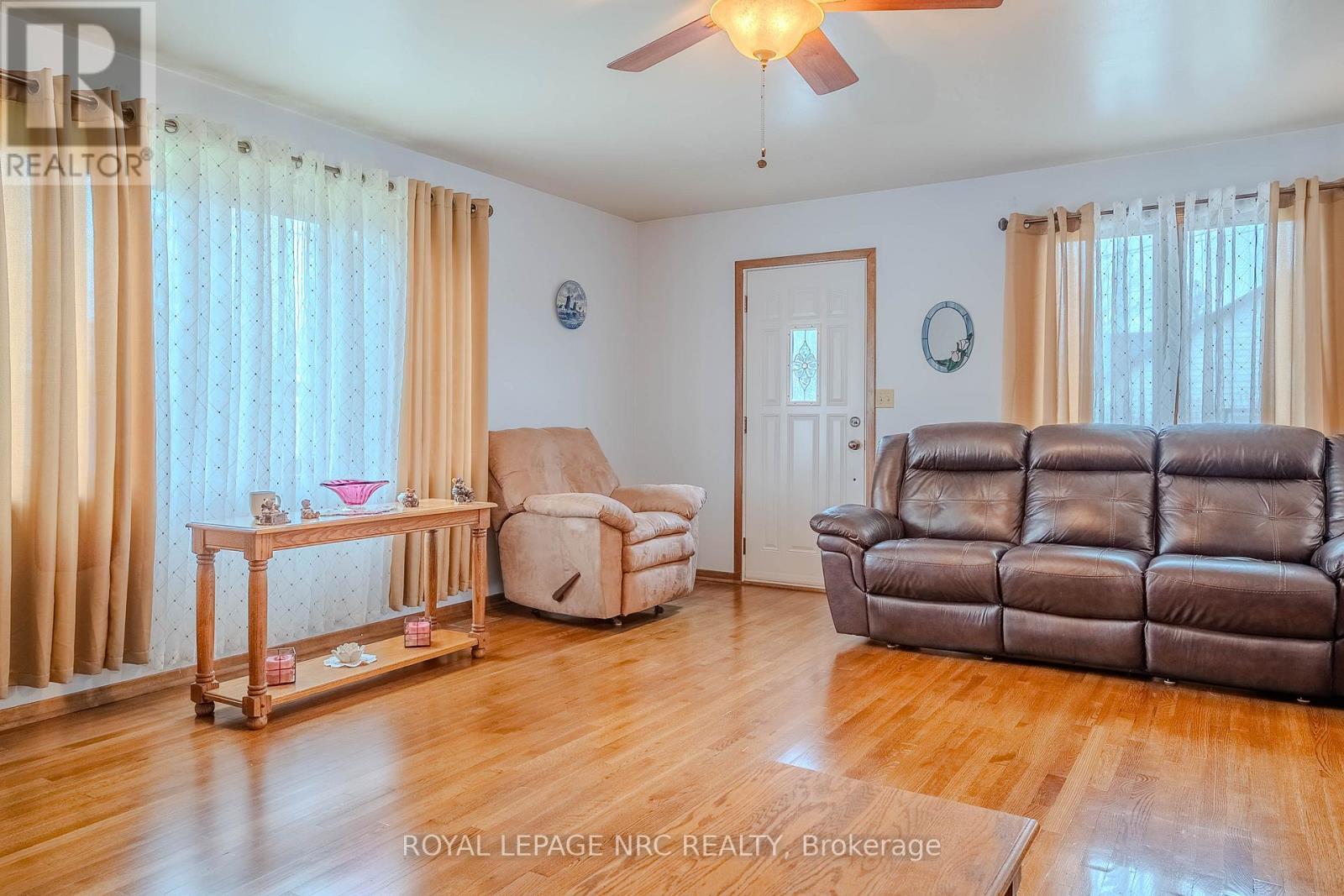 












45 RIDGEWAY ROAD

,
Fort Erie (Crystal Beach),




Ontario
L0S1B0


