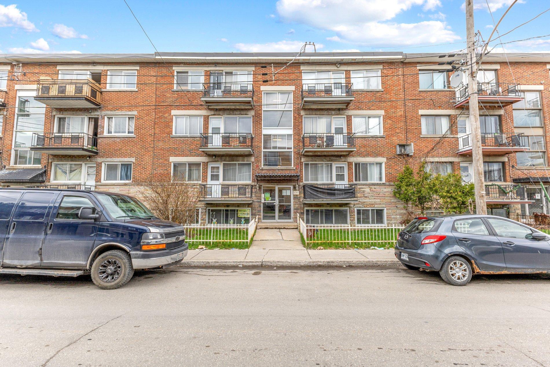 









4191


45e Rue

,
Montréal (Villeray/Saint-Michel/Parc-Extension),




QC
H1Z1M7

