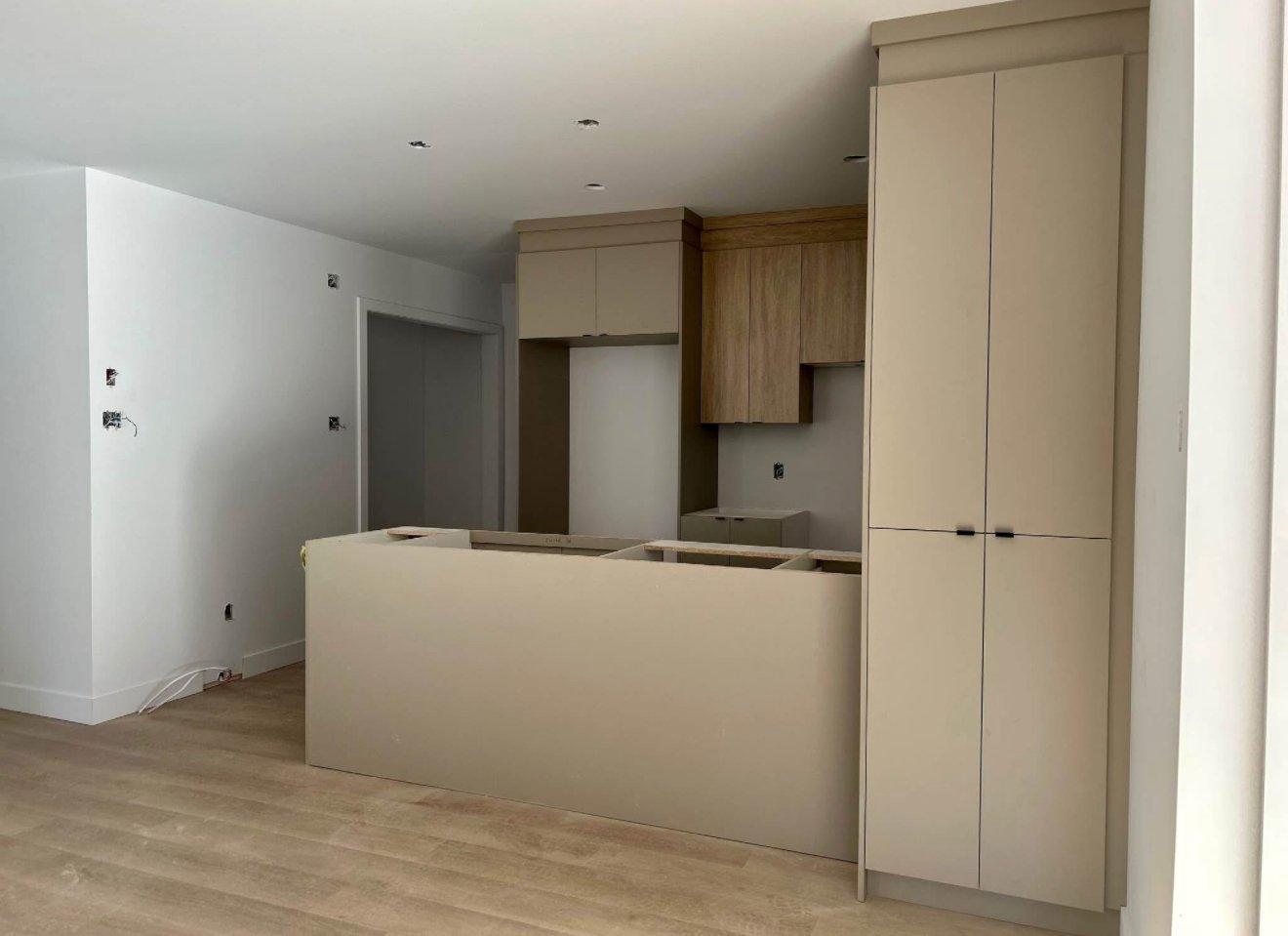 









802


Rue Valiquette

, 4,
Sainte-Adèle,




QC
J8B2M3

