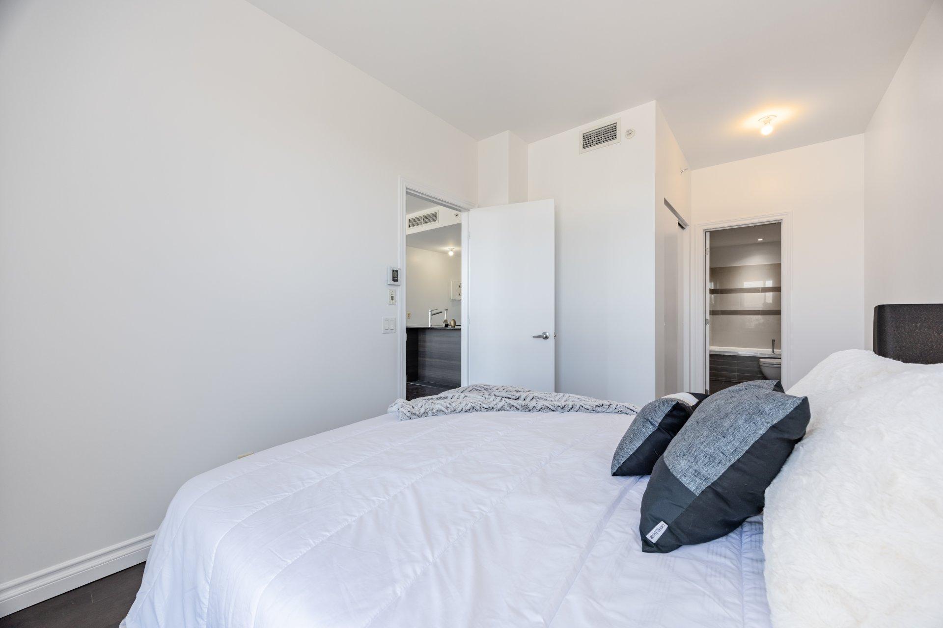 









4500


Ch. de la Côte-des-Neiges

, 605,
Montréal (Côte-des-Neiges/Notre-Dame-de-Grâce),




QC
H3V0A1

