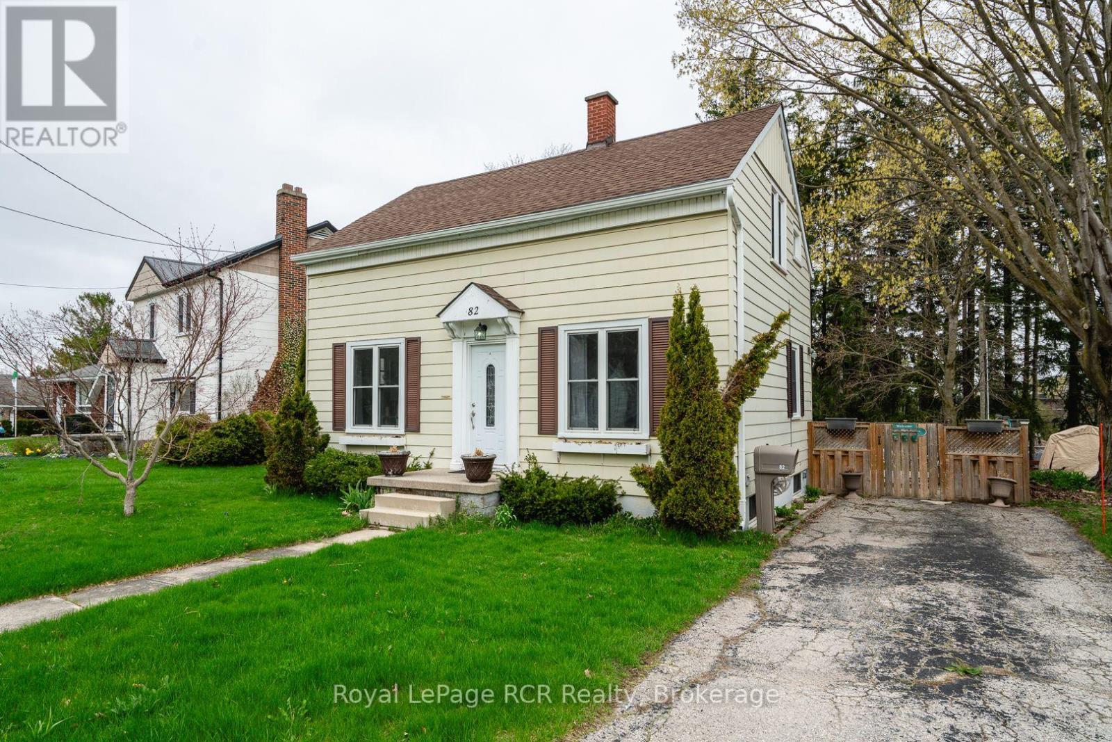 












82 7TH STREET

,
Hanover,




Ontario
N4N1G4

