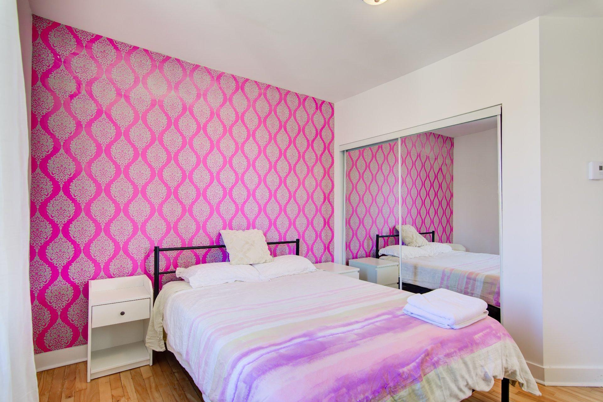 









233


Boul. Churchill

,
Longueuil (Greenfield Park),




QC
J4V2M6

