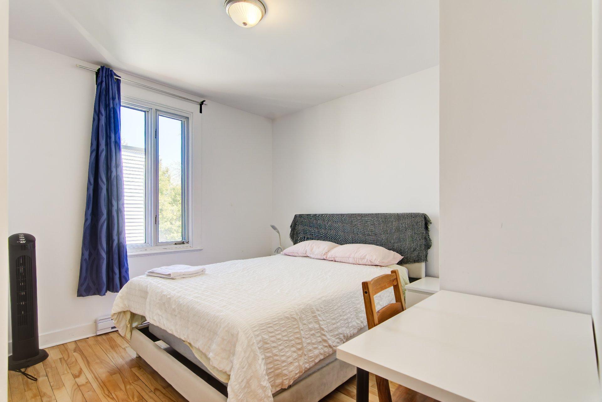 









233


Boul. Churchill

,
Longueuil (Greenfield Park),




QC
J4V2M6

