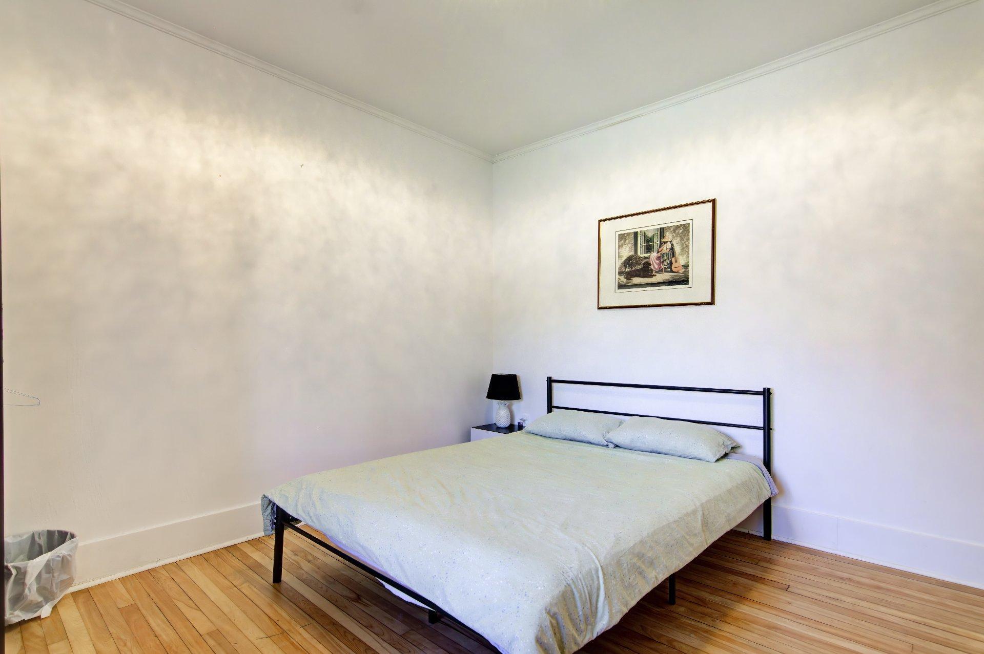 









233


Boul. Churchill

,
Longueuil (Greenfield Park),




QC
J4V2M6

