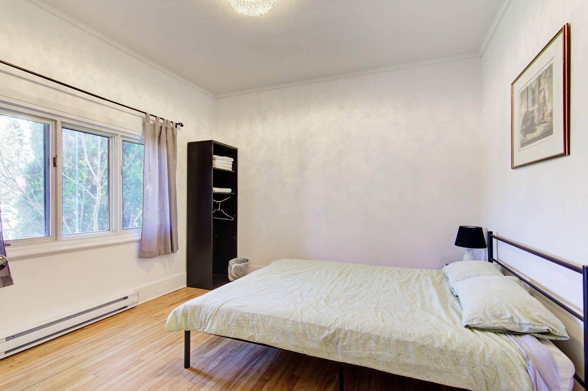 









233


Boul. Churchill

,
Longueuil (Greenfield Park),




QC
J4V2M6

