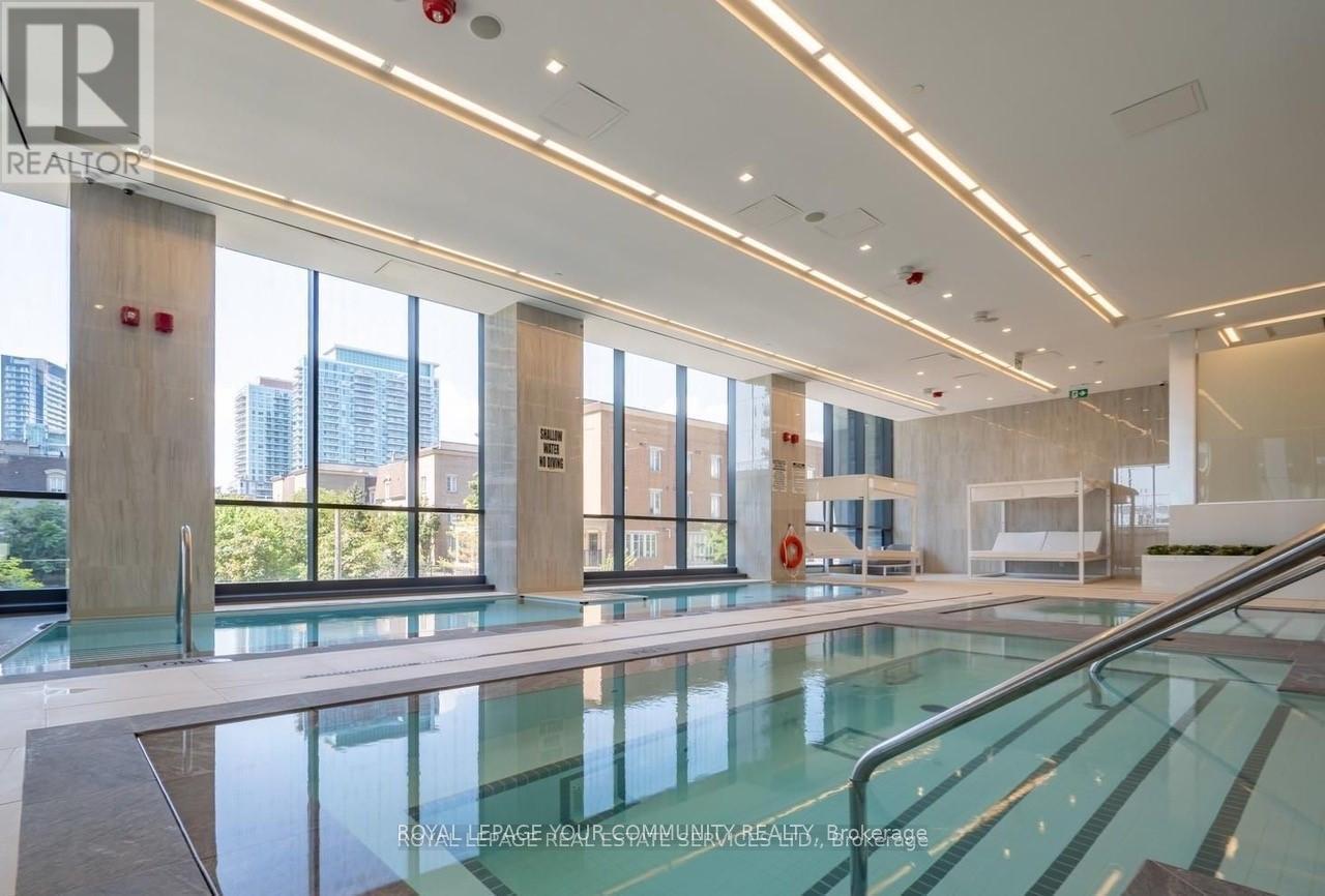 












917 - 19 WESTERN BATTERY ROAD

,
Toronto,




Ontario
M6K0E3

