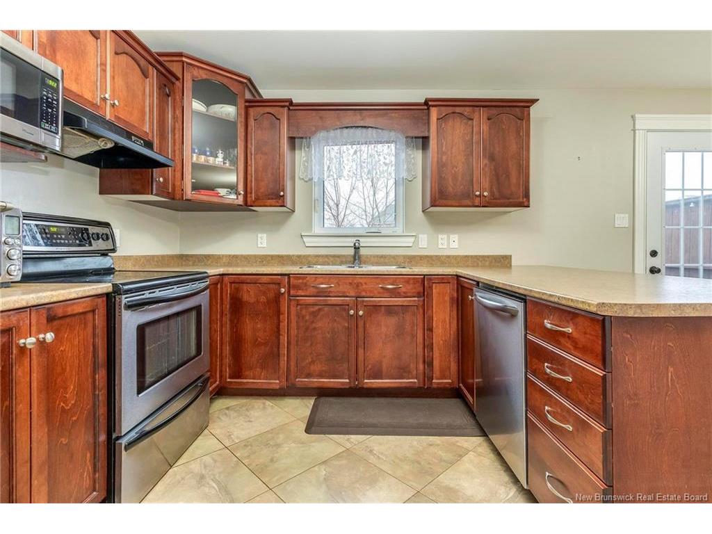 









453


Twin Oaks

DR,
Moncton,




NB
E1G 0J2

