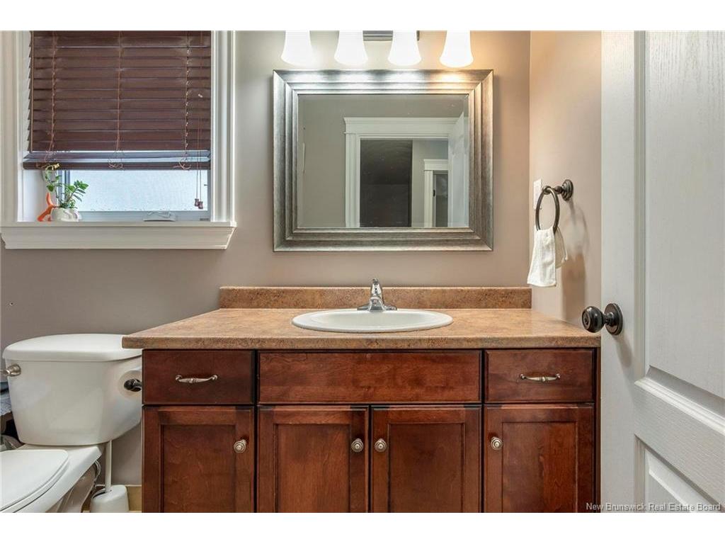 









453


Twin Oaks

DR,
Moncton,




NB
E1G 0J2

