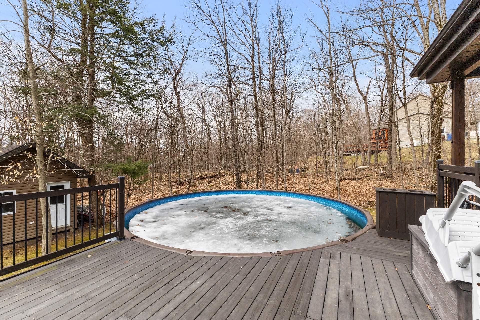 









22


Imp. Hébert

,
Cantley,




QC
J8V3W6

