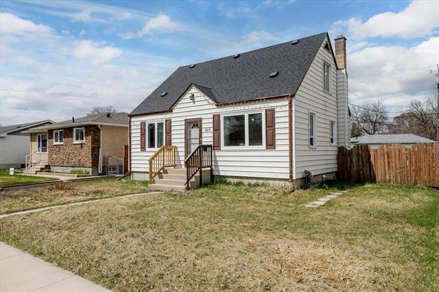 









823


Kernaghan

AVE,
Winnipeg,




MB
R2C 1L8


