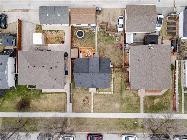 









823


Kernaghan

AVE,
Winnipeg,




MB
R2C 1L8

