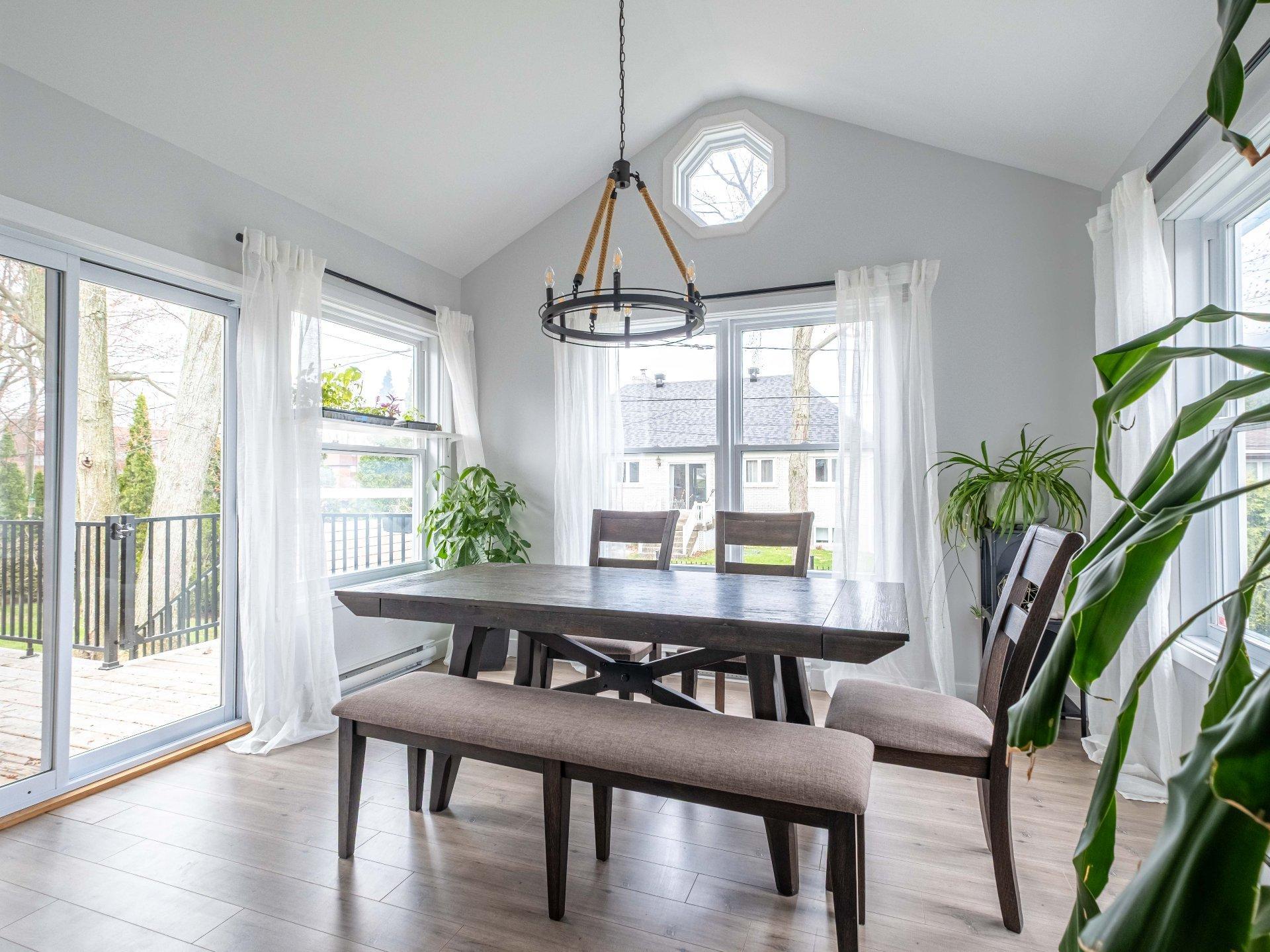 









5075


Rue Maisonneuve

,
Sorel-Tracy,




QC
J3R4K1

