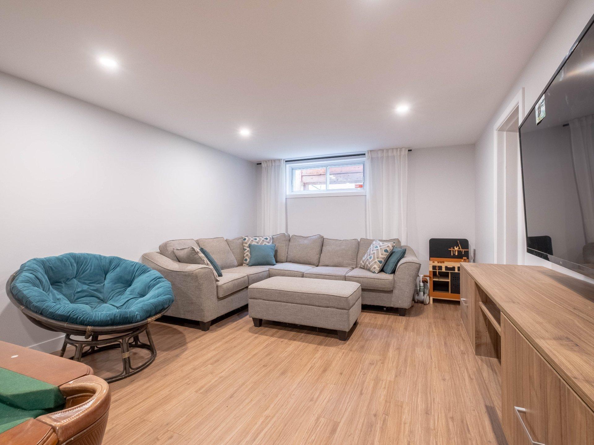 









5075


Rue Maisonneuve

,
Sorel-Tracy,




QC
J3R4K1

