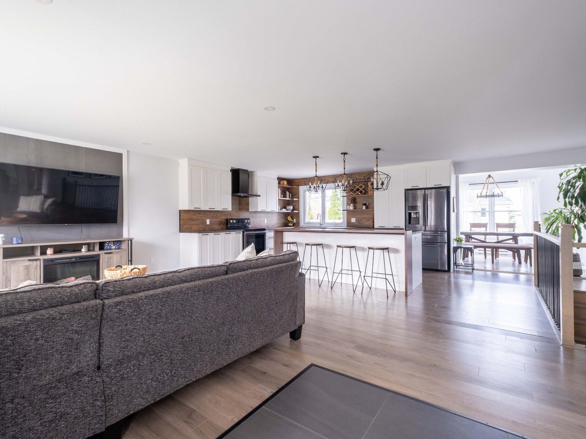 









5075


Rue Maisonneuve

,
Sorel-Tracy,




QC
J3R4K1

