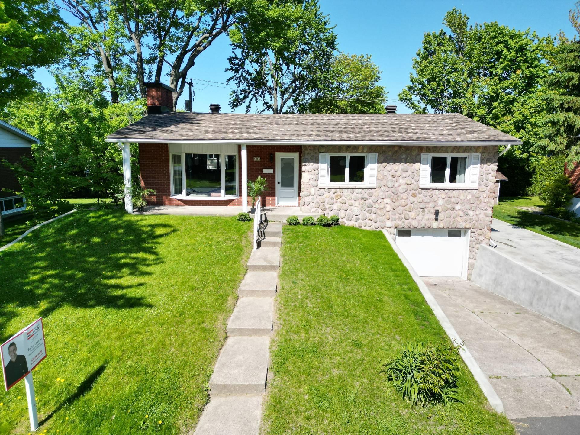 









5075


Rue Maisonneuve

,
Sorel-Tracy,




QC
J3R4K1

