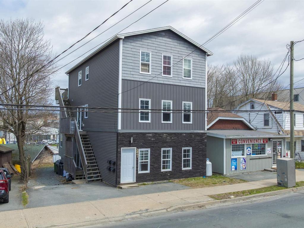 












3461 Windsor Street

,
Halifax,




NS
B3K 5G5

