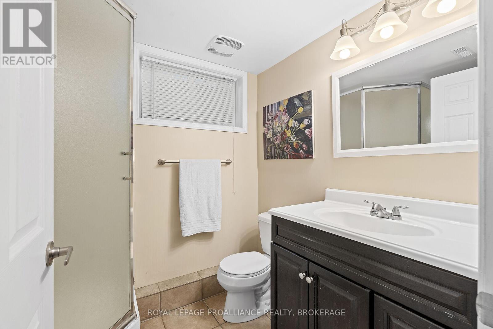 












15 SUNNY ACRES ROAD

,
Kingston (City SouthWest),




Ontario
K7M3N3


