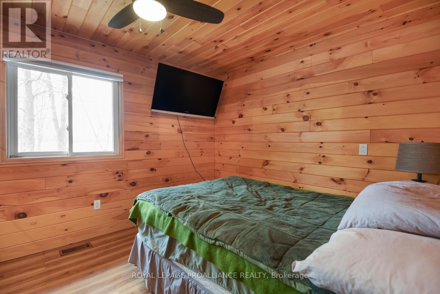 












365 MCNAMEE LANE

,
Rideau Lakes,




Ontario
K0G1V0

